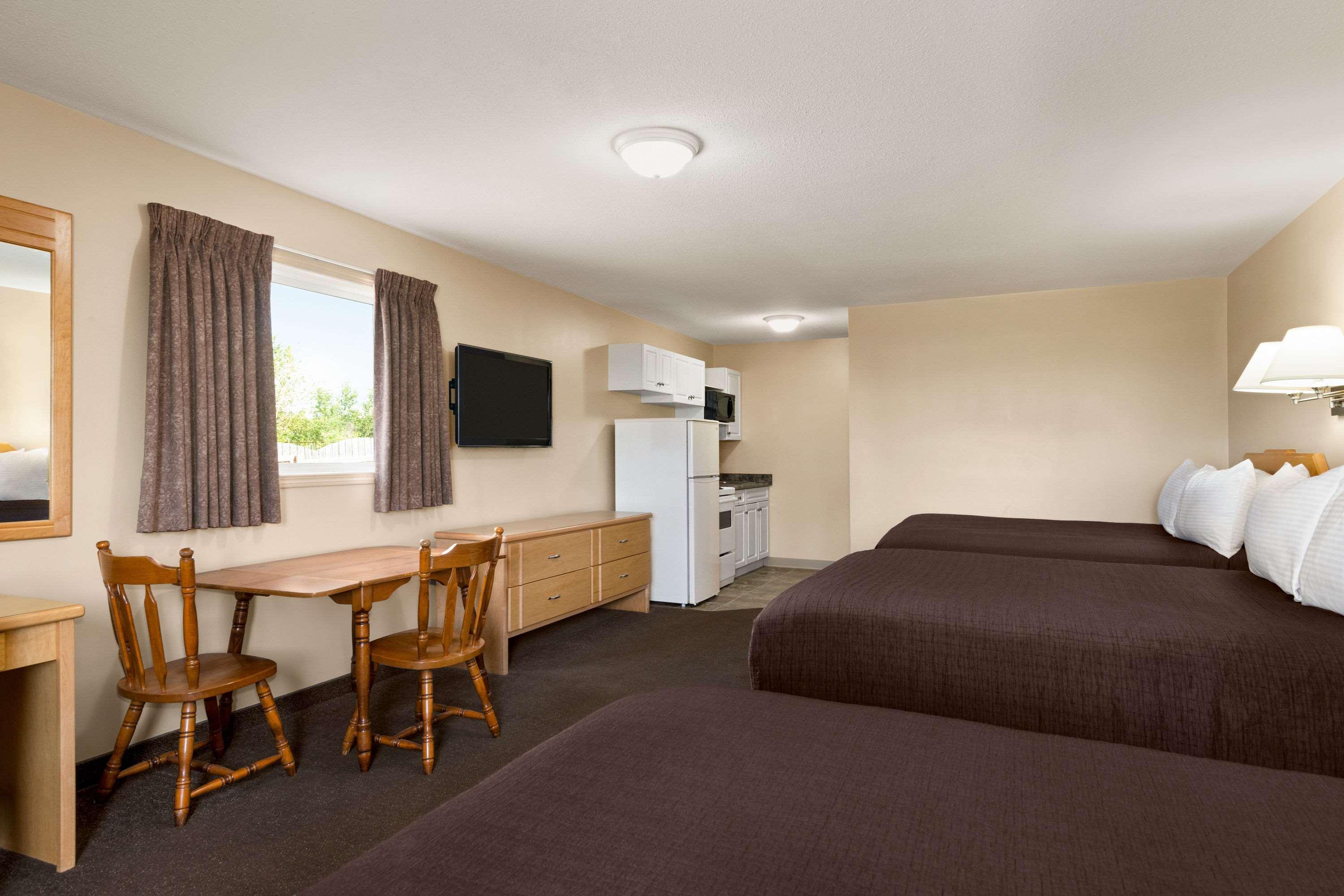 Thriftlodge Moose Jaw Ngoại thất bức ảnh