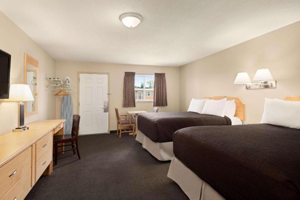 Thriftlodge Moose Jaw Ngoại thất bức ảnh