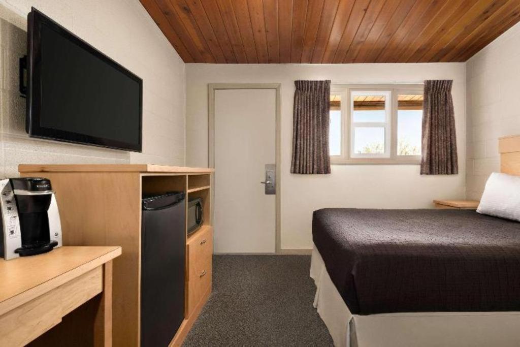 Thriftlodge Moose Jaw Ngoại thất bức ảnh