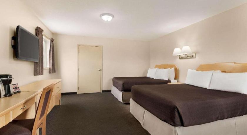 Thriftlodge Moose Jaw Ngoại thất bức ảnh