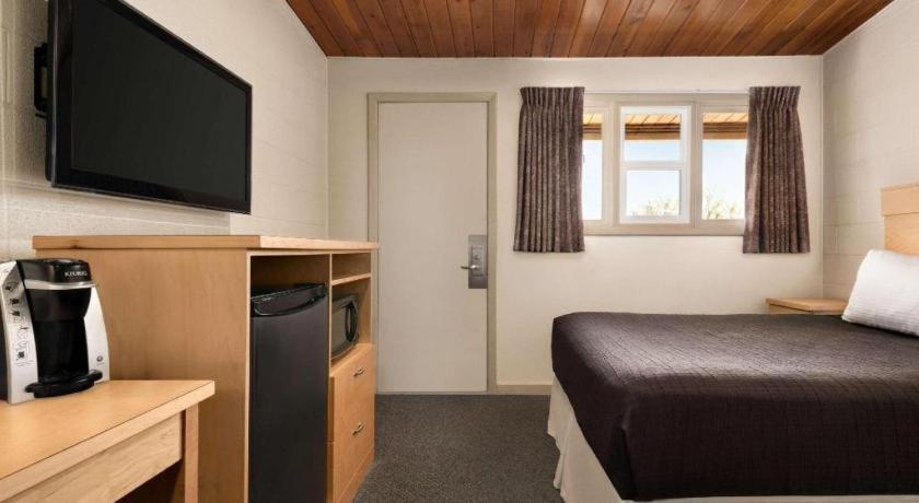 Thriftlodge Moose Jaw Ngoại thất bức ảnh