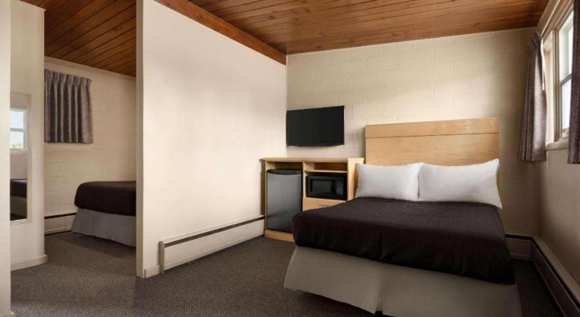 Thriftlodge Moose Jaw Ngoại thất bức ảnh