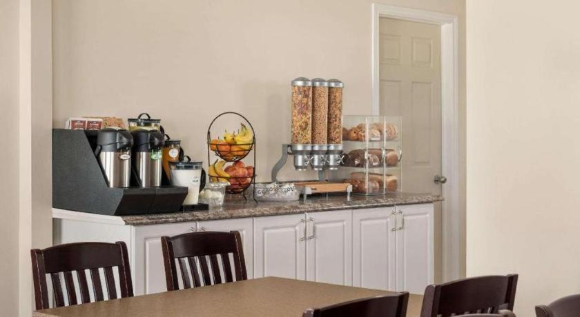 Thriftlodge Moose Jaw Ngoại thất bức ảnh